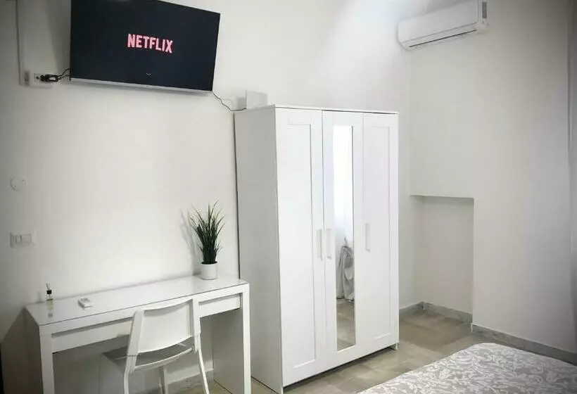 ペンション Guest House Service   Game Apartment