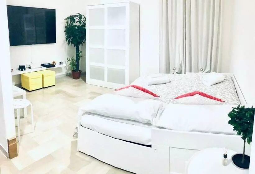 ペンション Guest House Service   Game Apartment