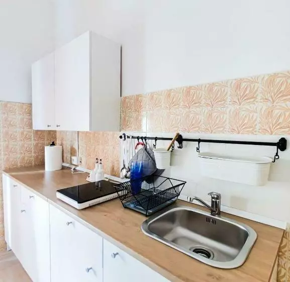 ペンション Guest House Service   Game Apartment