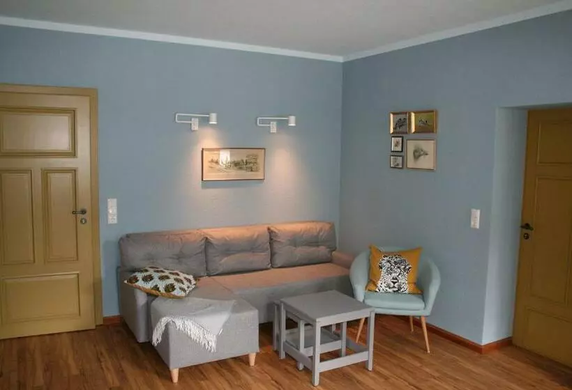 Majatalo Haus Brunnenkunst