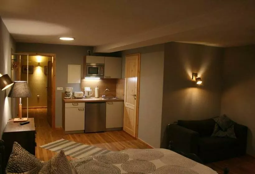 Majatalo Haus Brunnenkunst