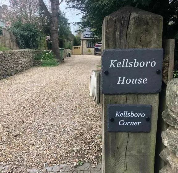 Majatalo Kellsboro Corner