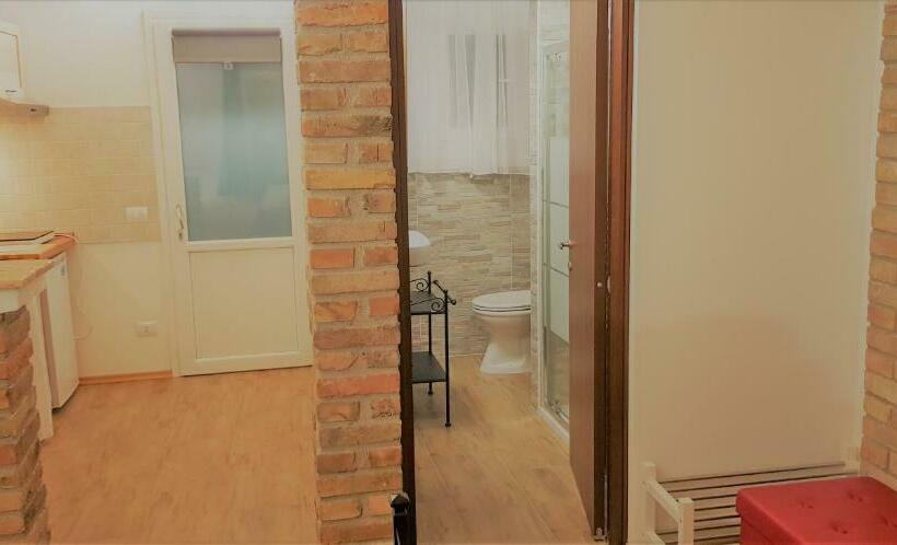 ペンション Maximilian Seven