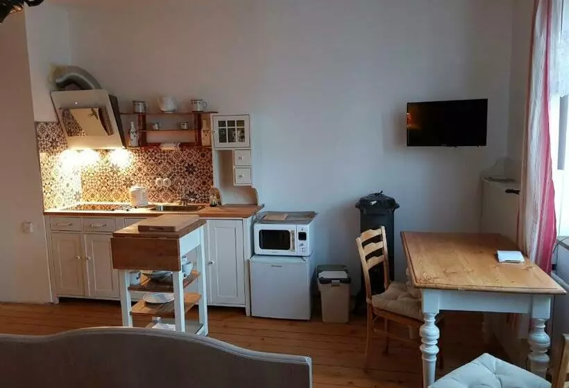 Majatalo Penzion Leticia