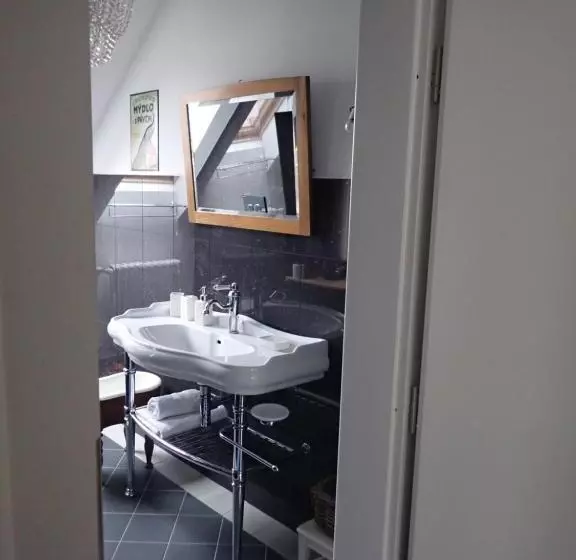 Majatalo Penzion Leticia