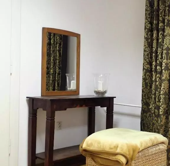 Majatalo Penzion Leticia