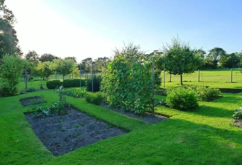 Aamiaismajoitus (B&B) Garwood House