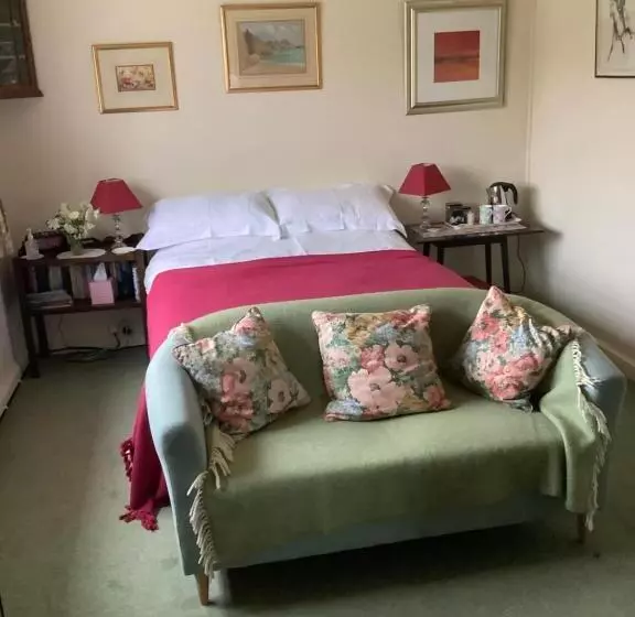 Aamiaismajoitus (B&B) Garwood House