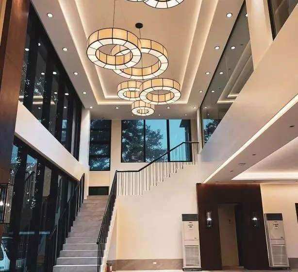 Aamiaismajoitus (B&B) Girasol Tagaytay