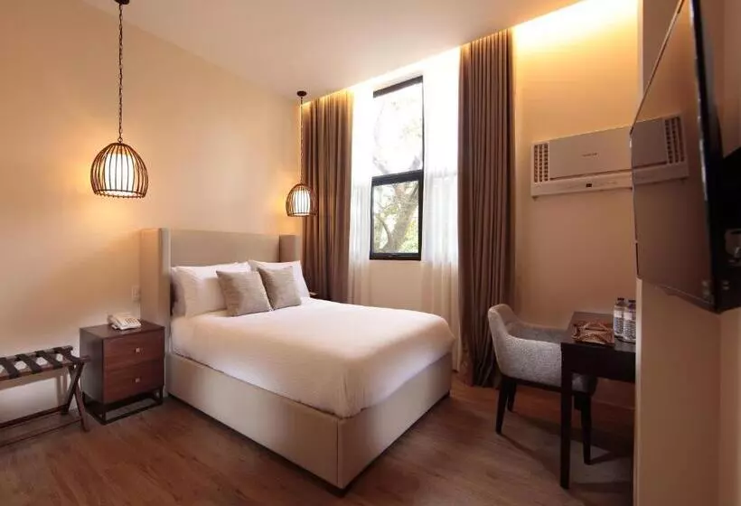 Aamiaismajoitus (B&B) Girasol Tagaytay