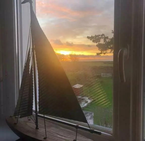 Aamiaismajoitus (B&B) La Korrigane