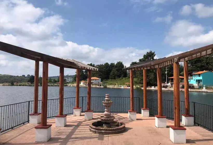 Hotelli Chiflon Villas