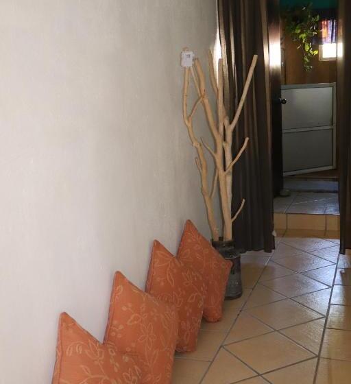 پانسیون Habitaciones Samy