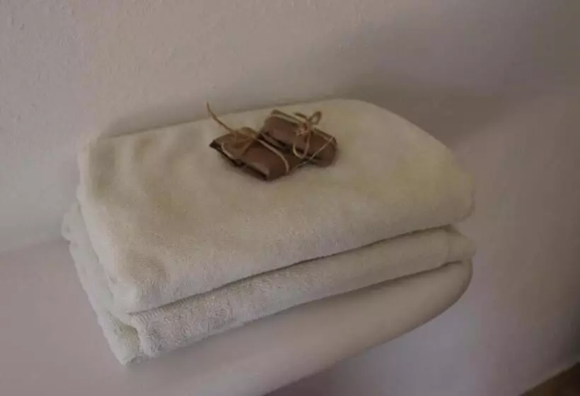 Majatalo Habitaciones Samy