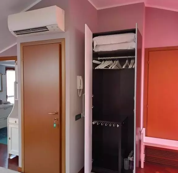 ペンション La Mansarda Di Mi&lo Junior Suite