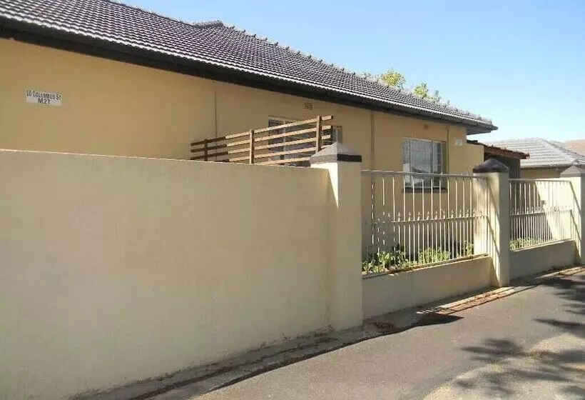 Majatalo M2t Guest House
