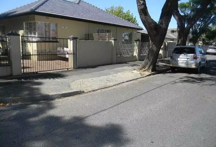 Majatalo M2t Guest House