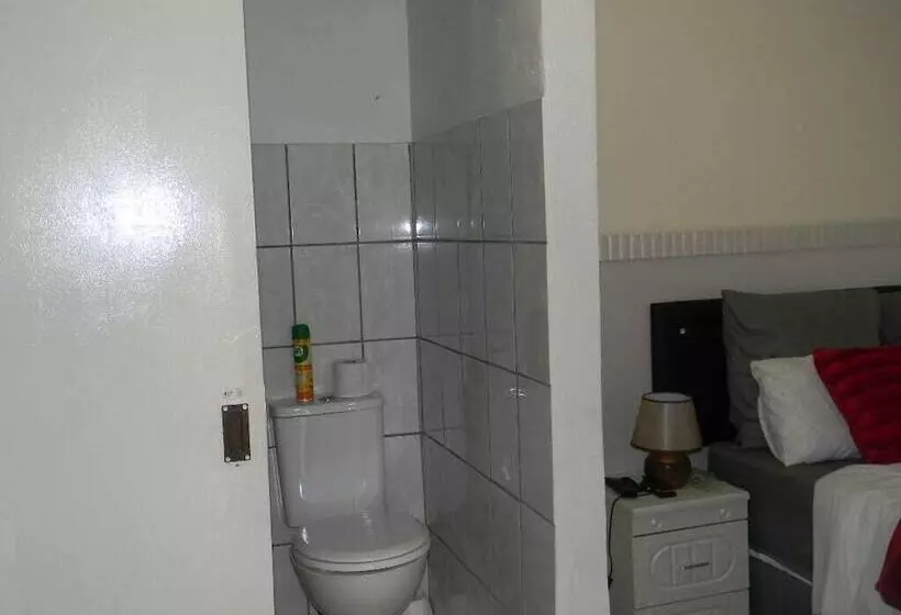 Majatalo M2t Guest House