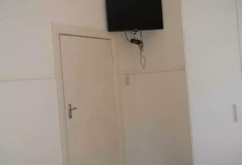 Majatalo M2t Guest House