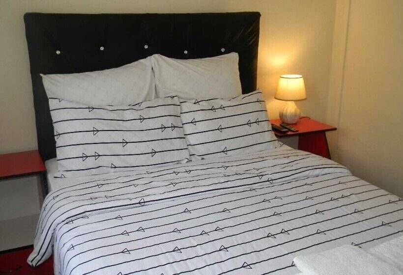 פנסיון M2t Guest House