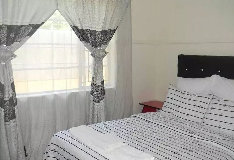Majatalo M2t Guest House