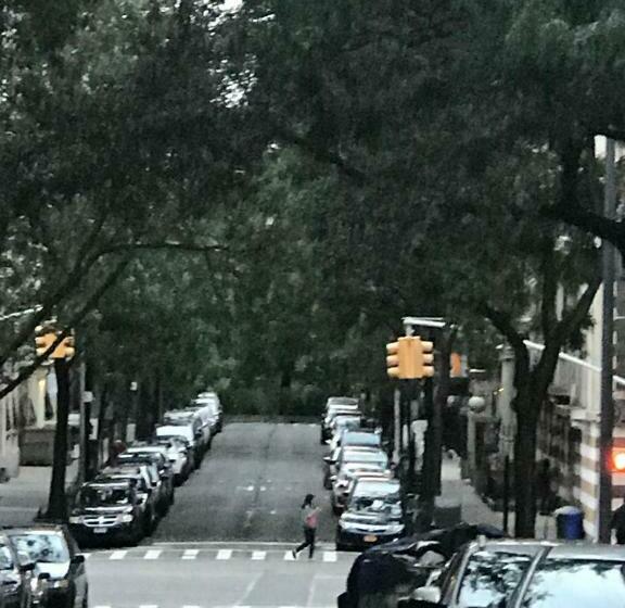 膳宿费 Nycantyhouse