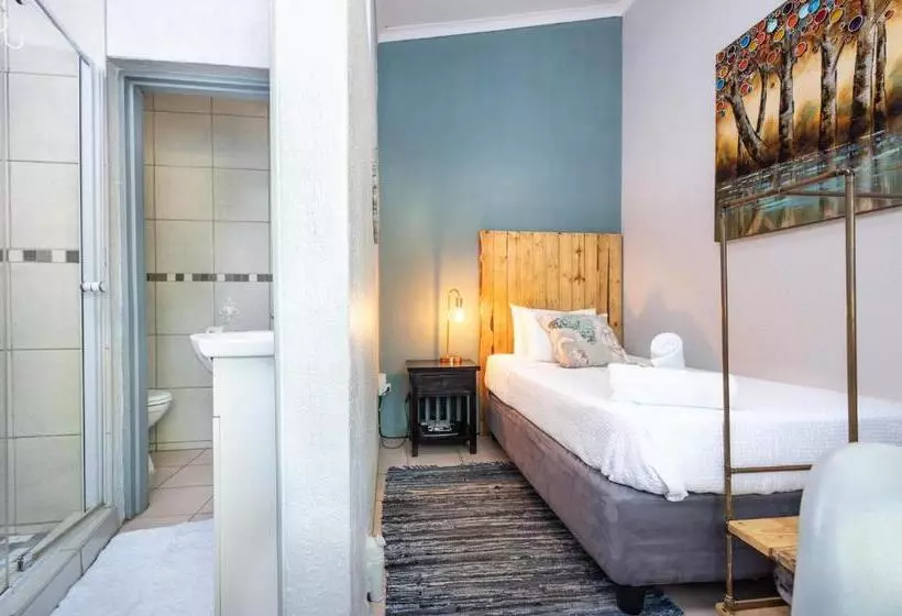 هاستل Rozelee Rest