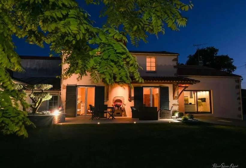 ベッドアンドブレックファースト Au Doux Repos