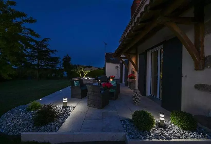 ベッドアンドブレックファースト Au Doux Repos