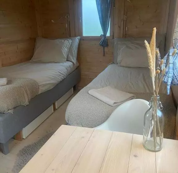 Aamiaismajoitus (B&B) Pipowagen Op Camperplaats Vechtdal