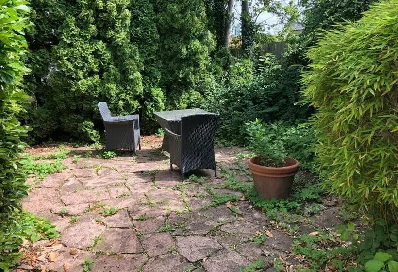 تختخواب و صبحانه Villa Elena