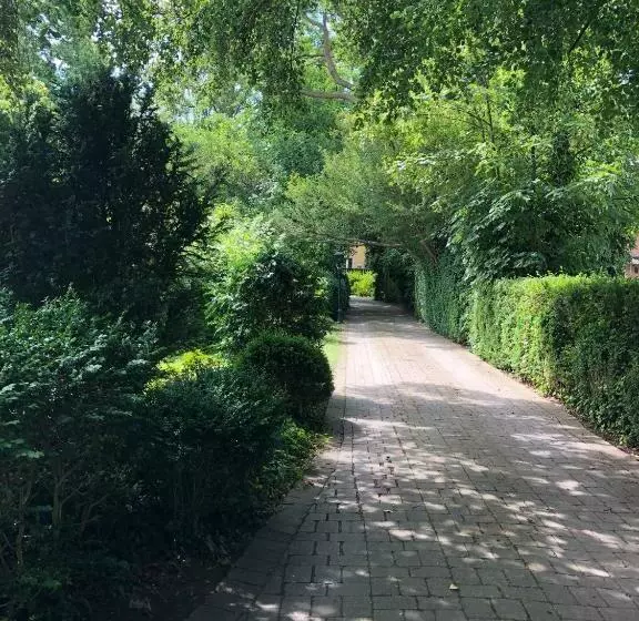 تختخواب و صبحانه Villa Elena