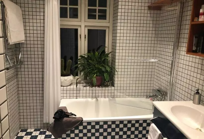 تختخواب و صبحانه Villa Elena