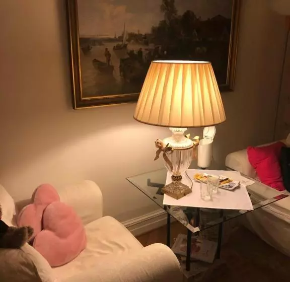 تختخواب و صبحانه Villa Elena