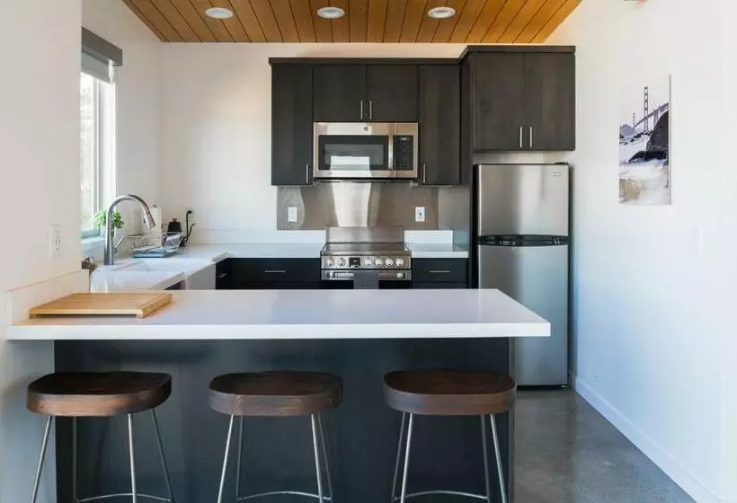 Hotelli Anchor Inn Pacifica