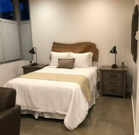 Hotelli Anchor Inn Pacifica