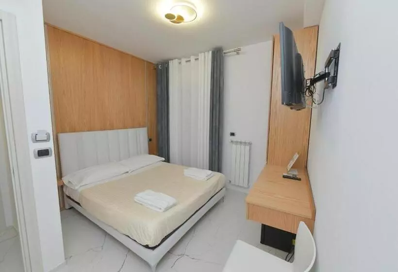 Noemi B&b