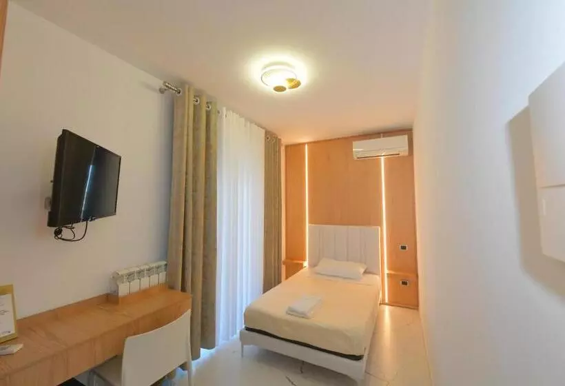 Noemi B&b
