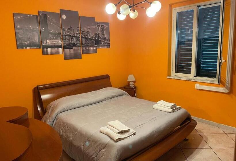 פנסיון Airport Tourist S Home