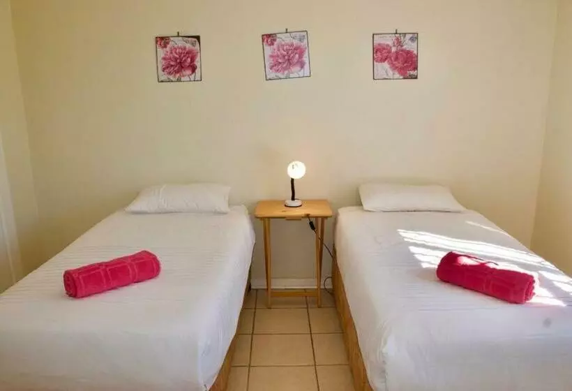 Majatalo Emfuleni Country House