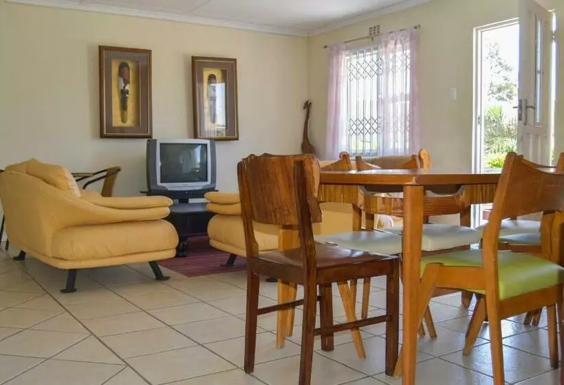 Majatalo Emfuleni Country House