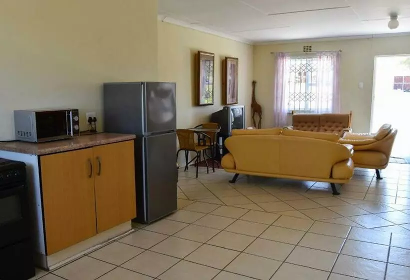 Majatalo Emfuleni Country House