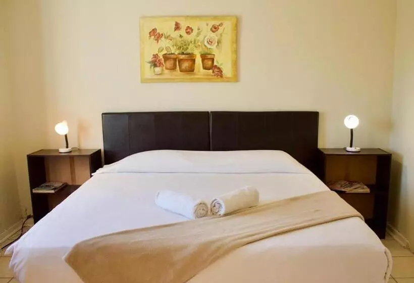 Majatalo Emfuleni Country House