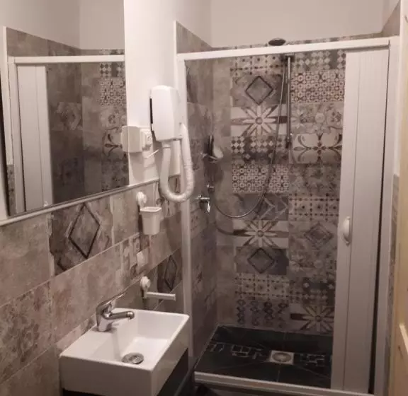 ペンション L Arca Affittacamere