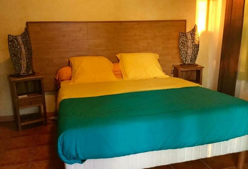 پانسیون Lé Fè Coco