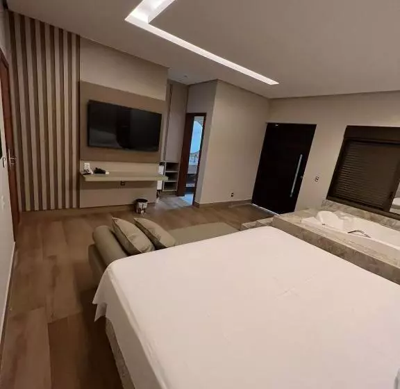 ペンション Pousada Do Batata