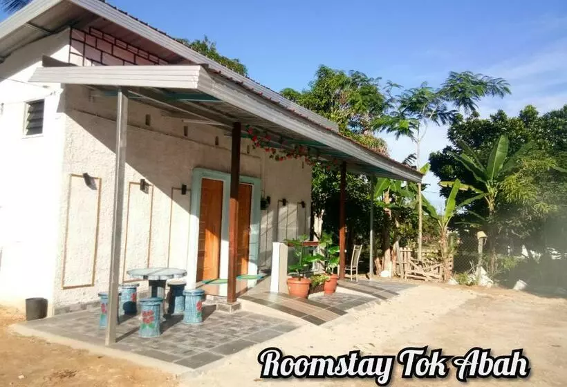 ペンション Roomstay Tok Abah A