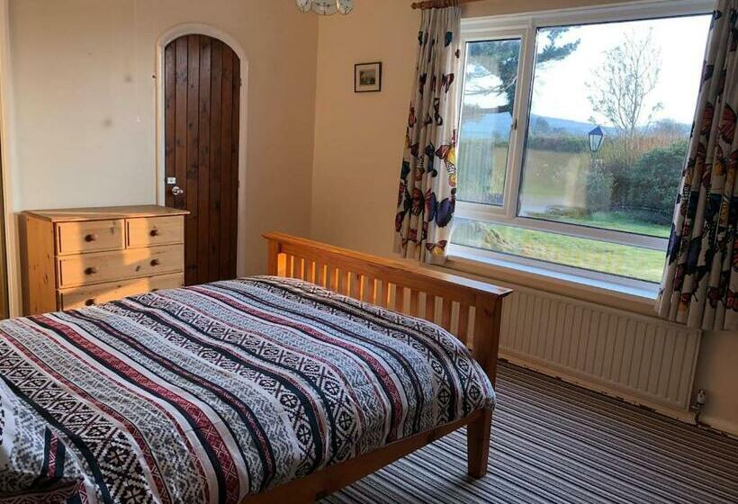 펜션 Travellers Rest