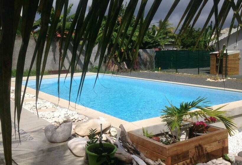 تختخواب و صبحانه Chambre D Hôte Coeur Coco Piscine