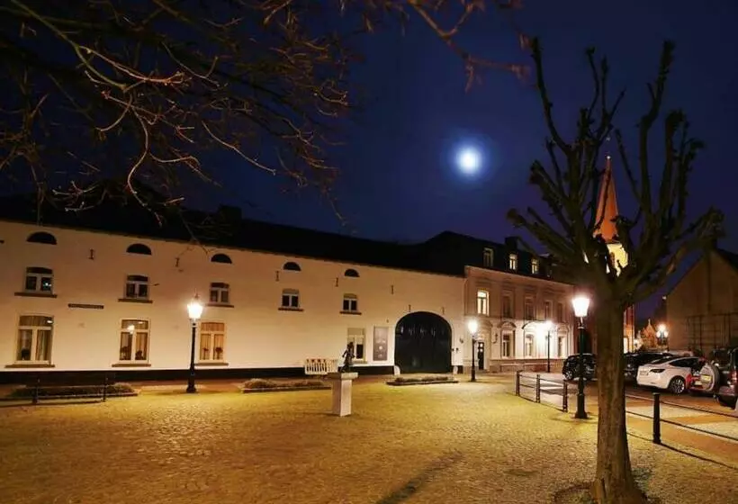 Aamiaismajoitus (B&B) Laeve In De Brouwerie